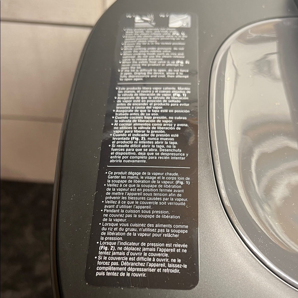 Pampered Chef Black and Silver Quick Cooker. NEW IN BOX - Picture 6 of 11